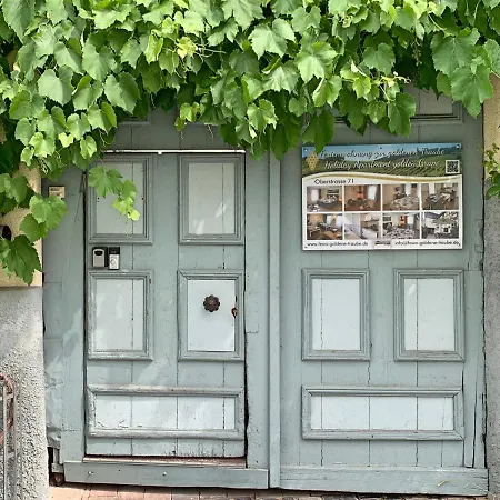 Zur Goldenen Traube * Ruedesheim am Rhein