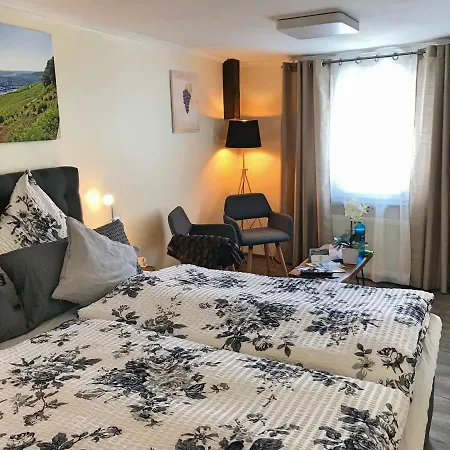 Zur Goldenen Traube Apartman