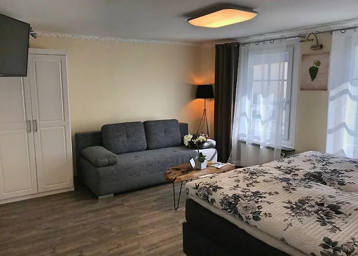 Zur Goldenen Traube *